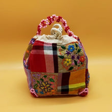 Load image into Gallery viewer, Inday Ganda Square Pouch
